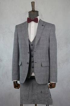 Костюм мужской тройка Иньиго