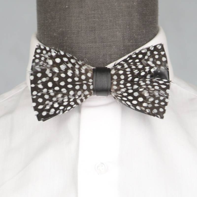 Бабочка мужская с перьями 0002